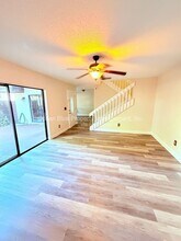 15436 E Pond Woods Dr in Lake Magdalene, FL - Building Photo - Building Photo