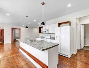 625 N Maple Ave in Green Bay, WI - Building Photo - Building Photo