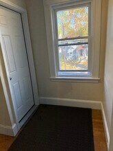 19 Lincoln St in Natick, MA - Building Photo - Building Photo