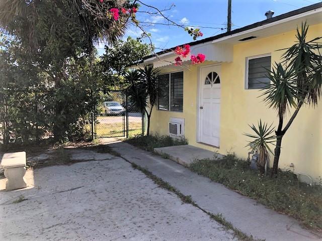622 N M St-Unit -9 in Lake Worth, FL - Building Photo