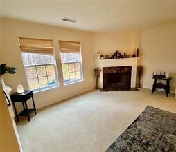 2920 Centerglen Ln in Cumming, GA - Foto de edificio - Building Photo