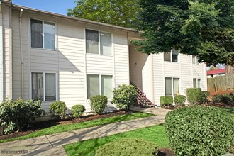 South Pointe Apartments in Salem, OR - Foto de edificio - Building Photo