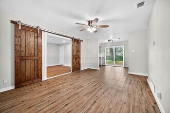 218 Kansas St in Sherman, TX - Building Photo - Building Photo