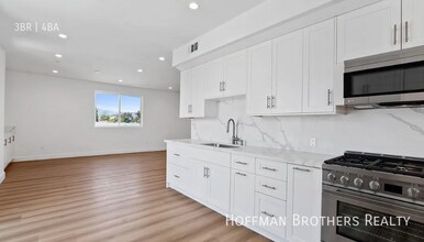 836 S Shenandoah St in Los Angeles, CA - Building Photo - Building Photo