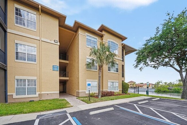 property at 4333 Bayside Village Dr