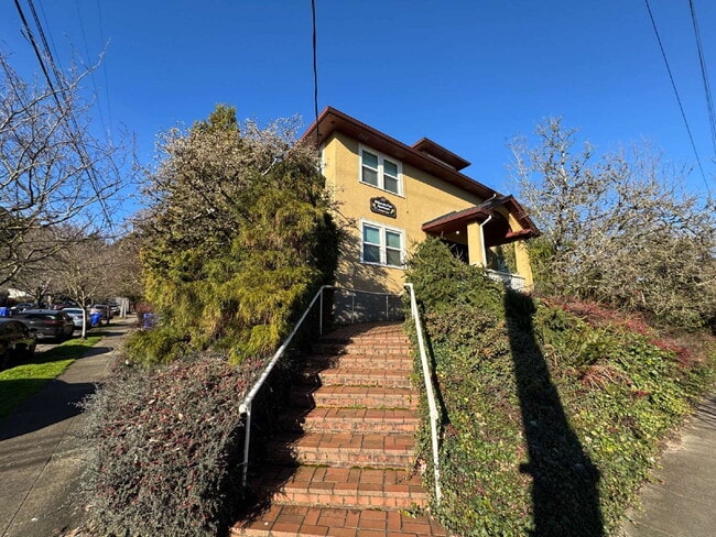 property at 6533 S Virginia Ave