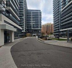 95 Oneida Crescent in Richmond Hill, ON - Building Photo - Building Photo