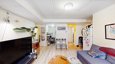 15 Glenville Ave, Unit B3 in Boston, MA - Building Photo - Building Photo