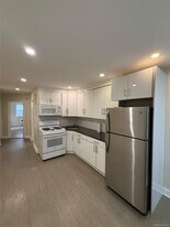 5420 Glenwood Rd in Brooklyn, NY - Building Photo