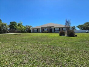 2081 Farrington Dr in Lakeland, FL - Building Photo - Building Photo