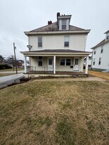 914 Lawrence St in Monongahela, PA - Building Photo