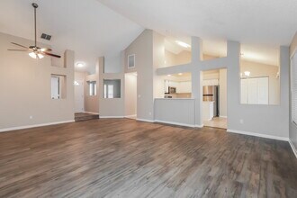 10201 Evening Trail Dr in Riverview, FL - Building Photo - Building Photo