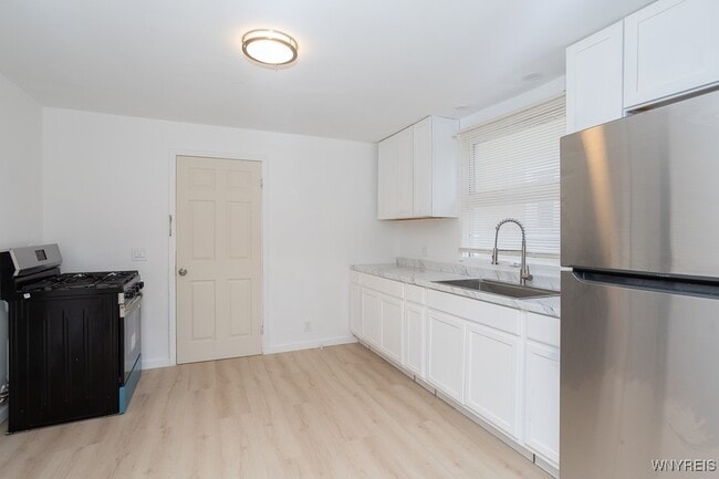 property at 109 6th Ave