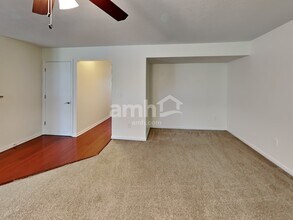 1961 Creekview Dr in Marysville, OH - Foto de edificio - Building Photo