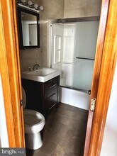 1338 W Girard Ave in Philadelphia, PA - Building Photo - Building Photo