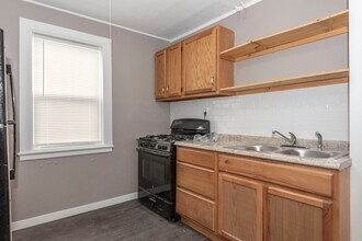 733 W 1st St in Junction City, KS - Building Photo - Building Photo