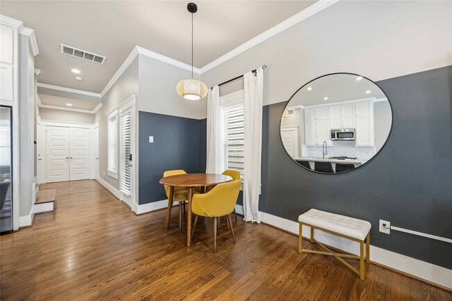 property at 1006 Enid St