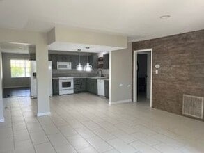 68 White Oak Ln in Little Rock, AR - Building Photo - Building Photo