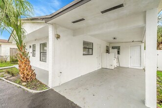 2784 NW 9th St in Fort Lauderdale, FL - Building Photo - Building Photo