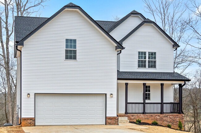 2129 Powell Rd in Clarksville, TN - Building Photo - Building Photo