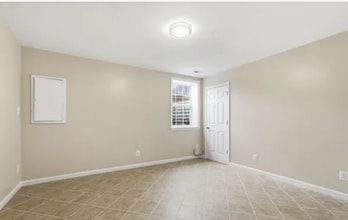 8310 Rolling Rd in Manassas, VA - Building Photo - Building Photo