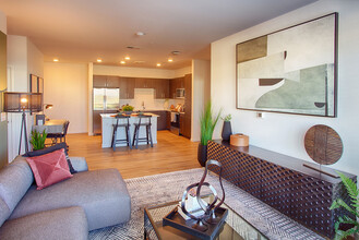 Ascend at Horizon Uptown in Aurora, CO - Foto de edificio - Building Photo