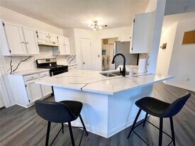 1225 Hughmont Dr in Pflugerville, TX - Building Photo