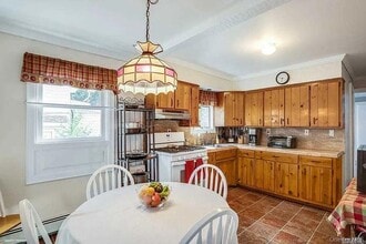 359 Erlanger Blvd in North Babylon, NY - Building Photo - Building Photo