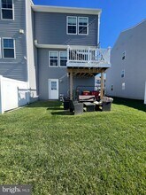 100 Cecily Way in Ranson, WV - Building Photo - Building Photo