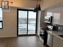 7 Erie Ave in Brantford, ON - Building Photo - Building Photo