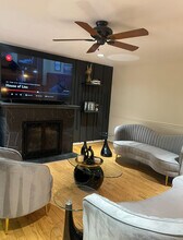 403 Kokomo Ct in Laurel, MD - Foto de edificio - Building Photo