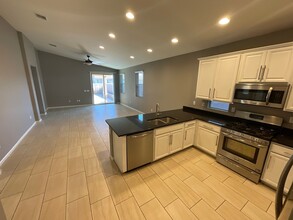 11359 E Glowing Sunset Dr in Tucson, AZ - Building Photo - Building Photo