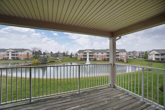 5584 Harbourwatch Way in Mason, OH - Foto de edificio - Building Photo