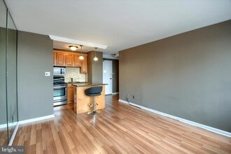 1806-18-1818 Rittenhouse Square, Unit 1106 in Philadelphia, PA - Building Photo - Building Photo