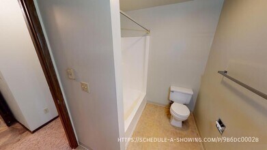 405 E Park St in Marquette, MI - Building Photo - Building Photo
