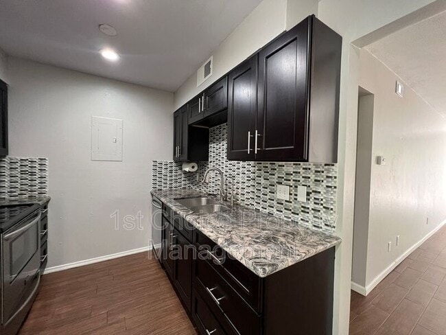 4004 Ridglea Country Club Dr in Fort Worth, TX - Building Photo - Building Photo