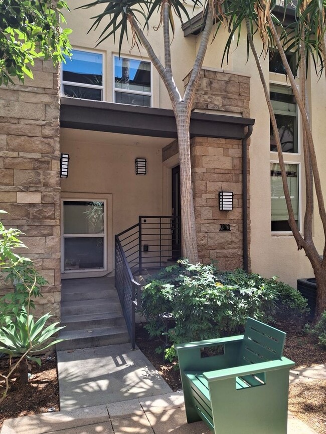 7863 Inception Way in San Diego, CA - Building Photo - Building Photo
