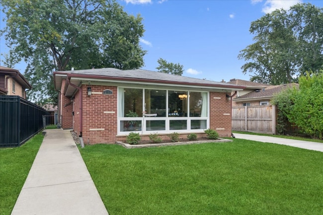 9107 Meade Ave