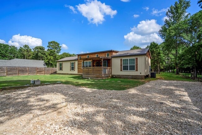 11419 Leonidas Horton Rd in Conroe, TX - Building Photo - Building Photo