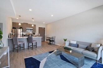 The Phoenix at Troy Crossing Apartments in Troy, MI - Building Photo - Building Photo