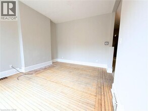 92 Grant Ave in Hamilton, ON - Building Photo - Building Photo