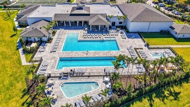 5908 Viale Elizabeth, Unit B in Delray Beach, FL - Foto de edificio - Building Photo