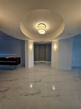 19111 Collins Ave, Unit 2906 in Sunny Isles Beach, FL - Building Photo - Building Photo