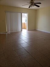 10330 N Military Trl in Palm Beach Gardens, FL - Building Photo - Building Photo
