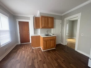 63 Whiting St, Unit 1 in Hamden, CT - Building Photo - Building Photo