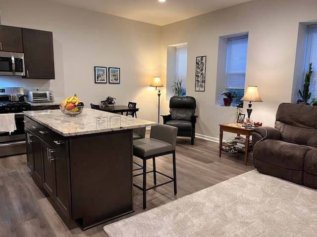 510 E 8th Ave, Unit #2 in Munhall, PA - Foto de edificio