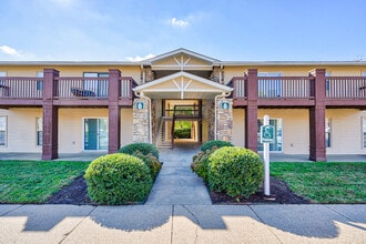 Ashford Place Apartments in Clarksville, TN - Building Photo - Building Photo