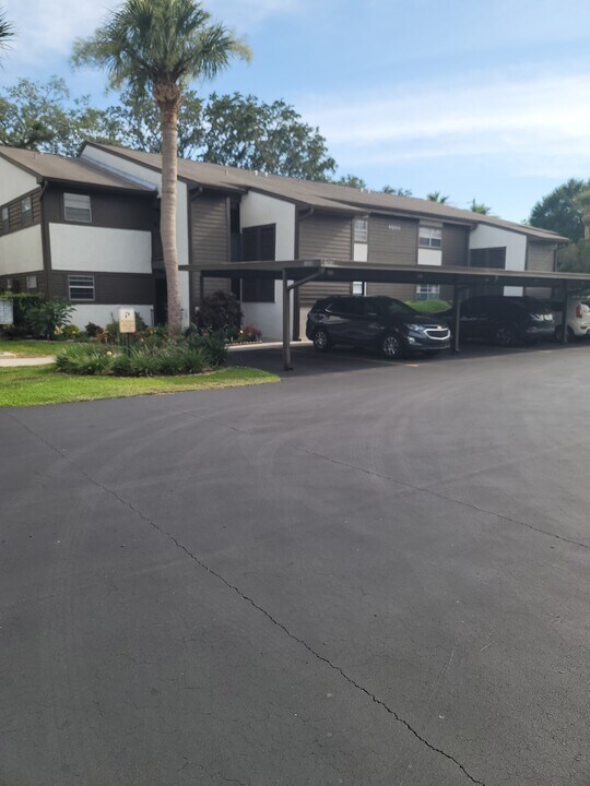 4026 Passport Ln, Unit WOODTRAIL CONDOS in New Port Richey, FL - Building Photo