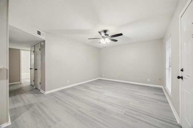 property at 910 7th Ave N