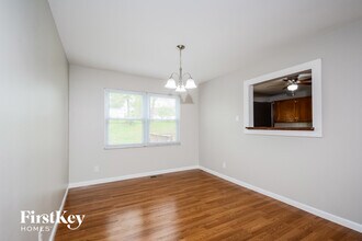 1244 Marchi Dr in St. Louis, MO - Building Photo - Building Photo